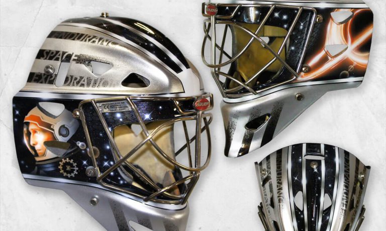 Аэрография «Интерстеллар» на вратарском шлеме